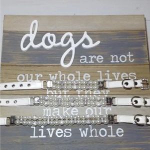 Pearl dog collar